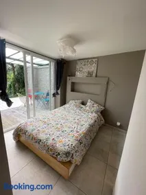Appartement vue sur le port avec sauna - Image 3
