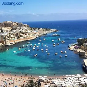 modern 3 bedroom apartment in Swieqi,Malta - Image 2