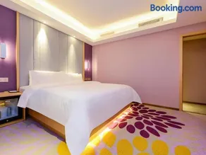 Lavande Hotels·Chengdu Xinjin - Image 3