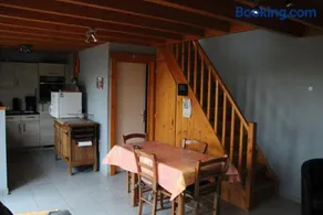 Bungalow 78 - Image 3