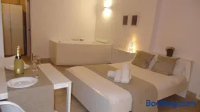 Cozy Rooms - BAÑERA HIDROMASAJE - Image 1