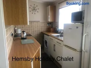 313 Sundowner Holiday Park Hemsby - Image 3