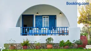 Blue Beach House - Image 2