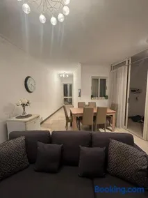 Tommy's Retreat Xewkija - Image 1