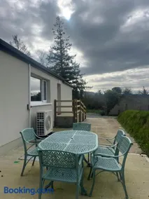 Country Escape - Image 2