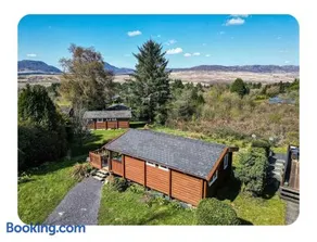 Snowdonia Escapes # TRANQUIL CABIN with Views, Wi-Fi, Dog Friendly & Parking - Image 3