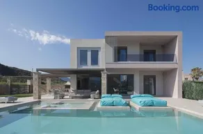 Atriora Luxury Villa - Private Pool & 150m to sea! - Image 1