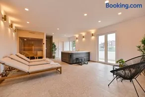 Villa Rozana - Beachfront Wellness Retreat - Image 5