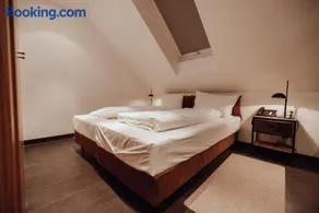 Encanto Hotel Restaurant - Image 1