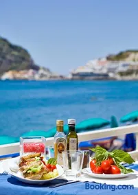 Hotel Vittorio Beach Resort - Image 2