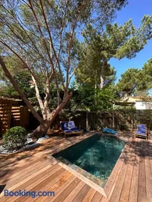 La Villa Familiale La Palmyre - Image 1
