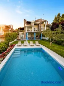 SaniRelaxVilla3 with private swimming pool - Image 1