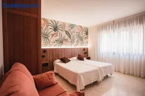 Hotel Xunqueira - Image 1
