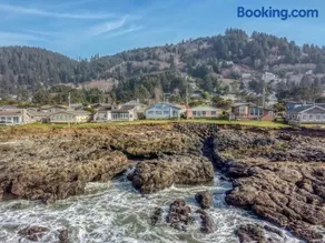 Kellys Cove - Image 3