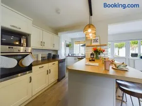 Stones Throw - stunning house, mins from beach and dogs welcome - Image 5