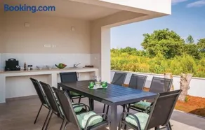 Villa mit Grill - Image 3