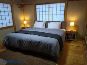 Robin's Lodge - Image 3