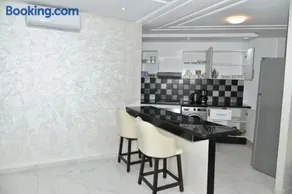 Stylish 3-Bedroom Flat in Kenitra Center Ville with Parking & Comfort - Image 1