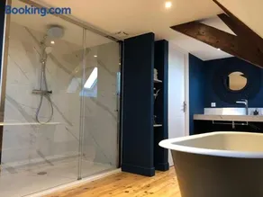Les chambres Berguoises Superbe Chambre au coeur de Bergues - Image 2