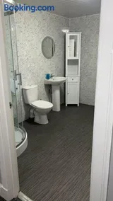 Whole property in Kirkcaldy Fife - Image 5
