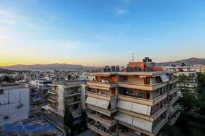 Loft condo next to metro station. Amazing view! - Image 3
