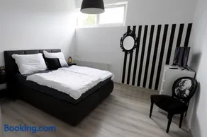 Exklusive FW mit 3 SZ und großer Terrasse - Image 1