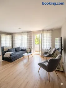 Naomi apartaments - Image 1