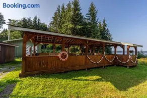 The Cabins at Alert Bay - Image 3