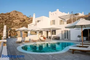 Thalia Luxe 4-Bedroom Pool Villa - Image 2