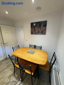 2 Laurel Court - Image 5