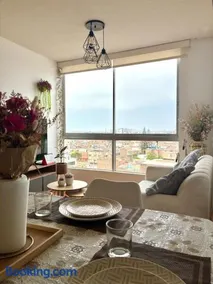 Modern and comfortable apartment nearby Aairport - Image 1