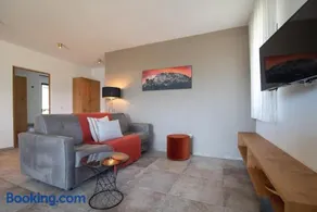 Villa Montis Exclusive Holiday Apartments in Eppan with Spectacular Views of Dolomites and Bolzano Area - Image 3