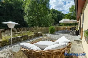 Ferienhaus Pure Jagst, Traum-Lage am Fluss mit Kaminzimmer und Infrarot-Wärmekabine - Image 1