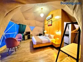 Glamp Resort Premium Luxury Domes with Mountain Views - Image 1