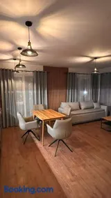Central Boutique Apartment - Image 1