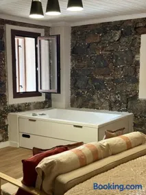 Aprosmeno House 6 - Image 3