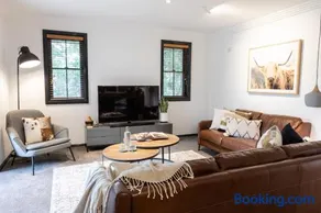 Camden Apartment - Image 5