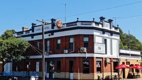 Glenelg Inn Hotel - Image 4
