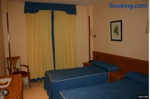 Hotel Los Toreros de Trabancos - Image 3