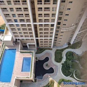 The LUXE ManorA luxury apartment - Image 2