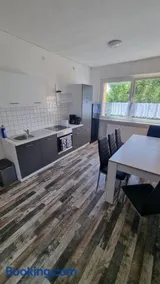Wohnung mit 5 Zimmern - Image 1