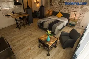 Mini Loft Apartman - Image 3