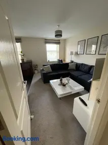 Arti One Bedroom Apartment - Image 3