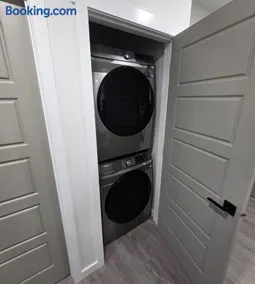 TRUE COMFORT STAY- 2Bedrm, 13 mins to West Edmonton Mall, 6 mins to RiverCree Resort - Image 2