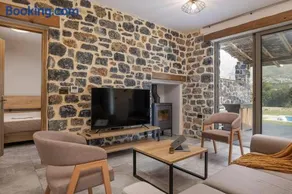 Kozilis Villas, By IdealStay Experience - Image 5