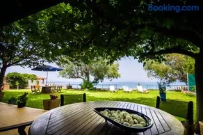 Paradise Beachside Villa - Image 2