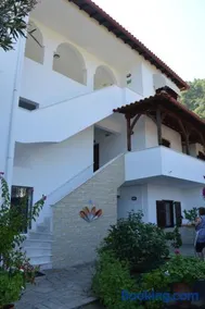 Nikos & Panagiota - Image 4