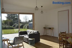 Maison bord de mer avec jacuzzi - Image 1