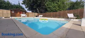 Beau studio avec Piscine à partager en option - Image 2
