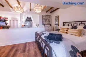 Luxurious Mt Washington Home with King Bed - Image 2